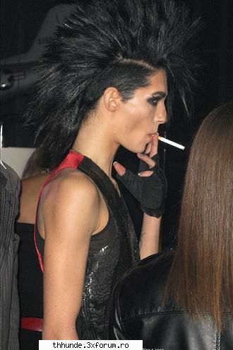 PozZe;x - Daca s'a mai repetat , scuze - ♫Bill Kaulitz♫